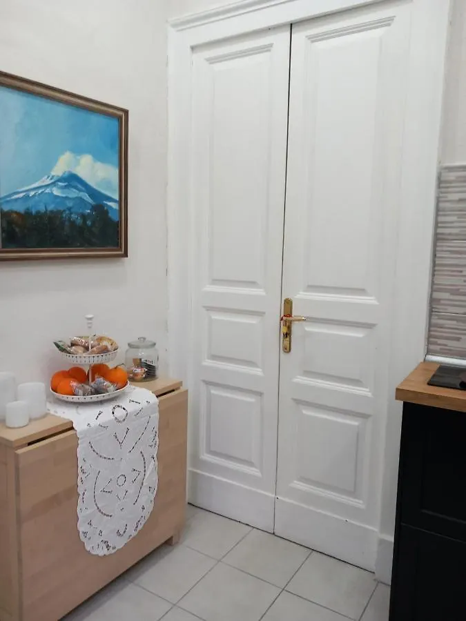 Guest house 4Tino Hotel Catania